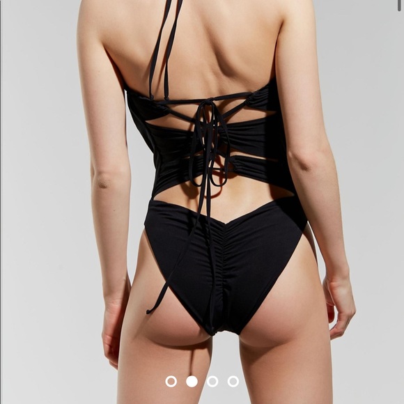 Planet Blue black one piece size large (will consider offers) - Picture 2 of 5